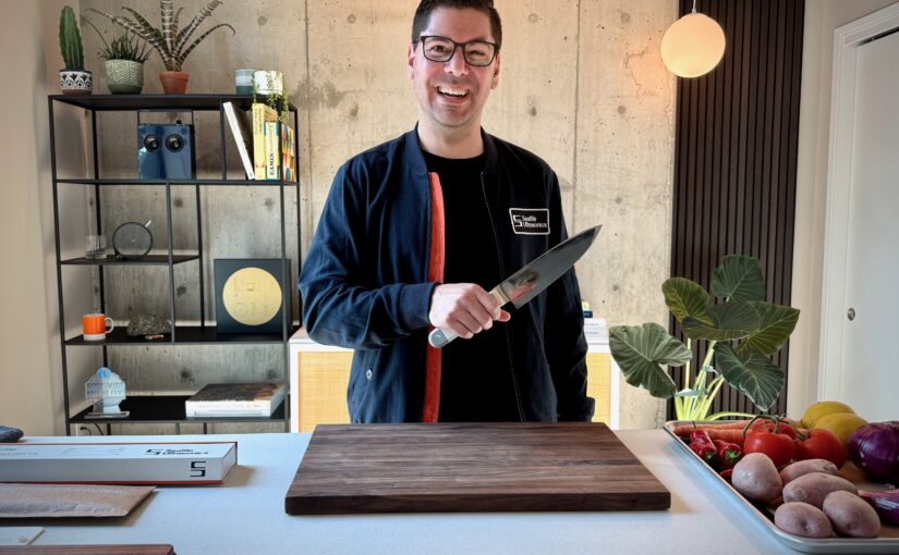 Революція в кухонних ножах: Ультразвуковий ніж для бездоганних нарізок